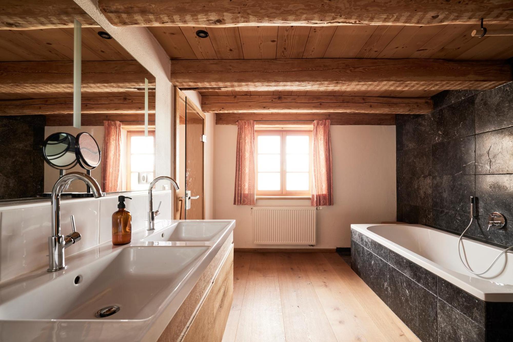 Ferienhaus Steinbacher Direkt Am テガーンゼー エクステリア 写真